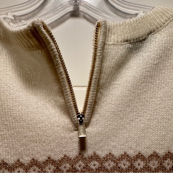 Talbots Women’s Shimmer Snowflake Fair Isle Crewneck Sweater Size XS Cream/Gold‎ - Picture 8 of 9
